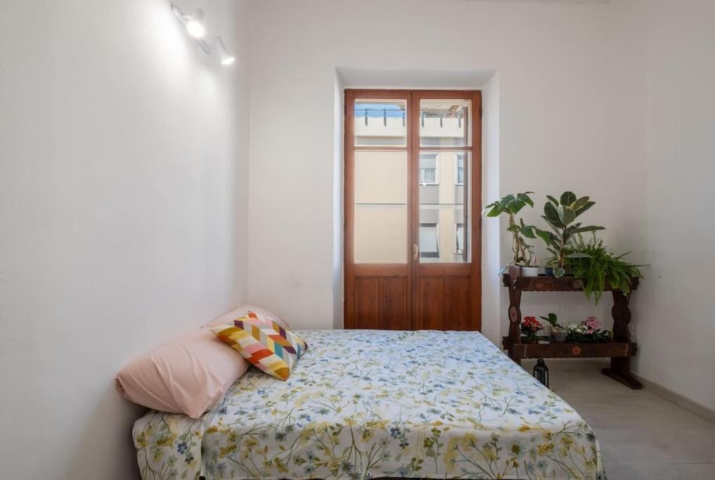 Casa Ofride -Centro-Poetto 10 Min-Wi-Fi-Netflix Lejlighed Cagliari Eksteriør billede